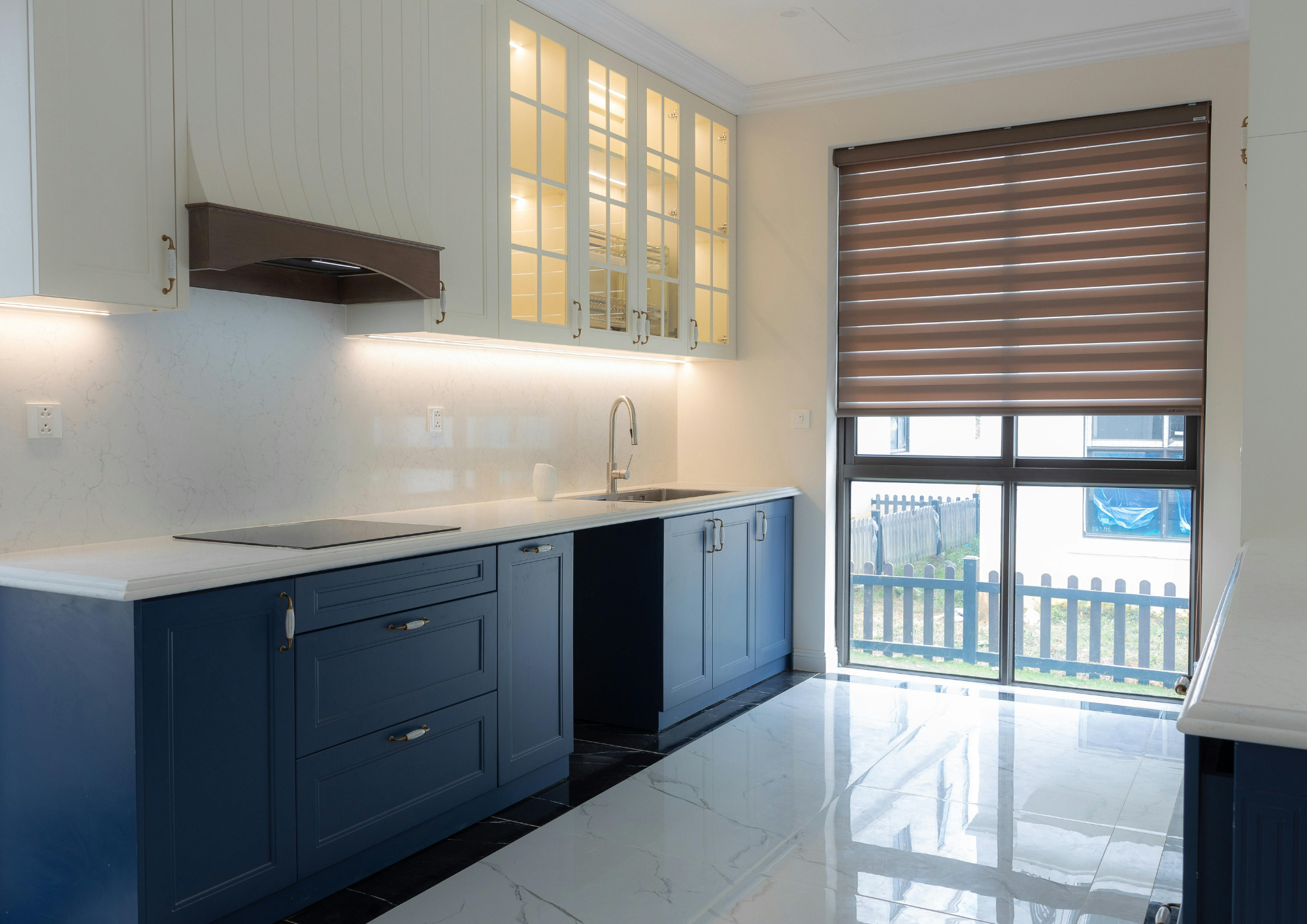 Carpentry repair work with blended patch and ready-to-paint finish