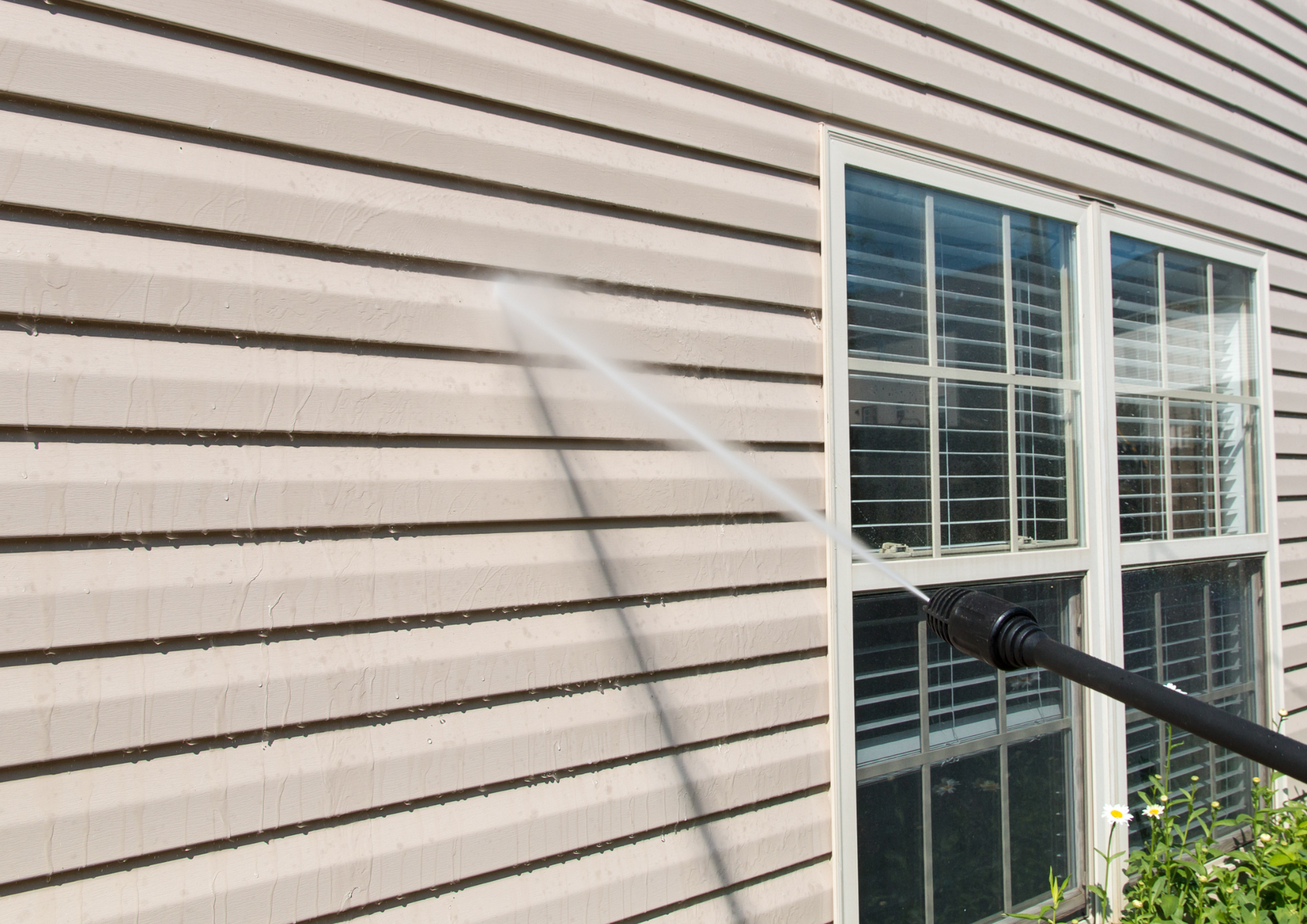 Deck and patio power washing work
